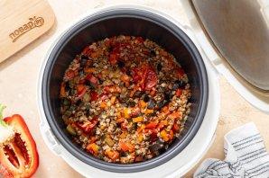 Гречка с овощами в мультиварке Гречка с овощами в мультиварке