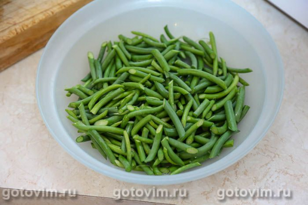 Жареное мясо с кабачками и чесночными стрелками Жареное мясо с кабачками и чесночными стрелками
