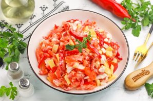 Cалат "Красное море" с крабовыми палочками