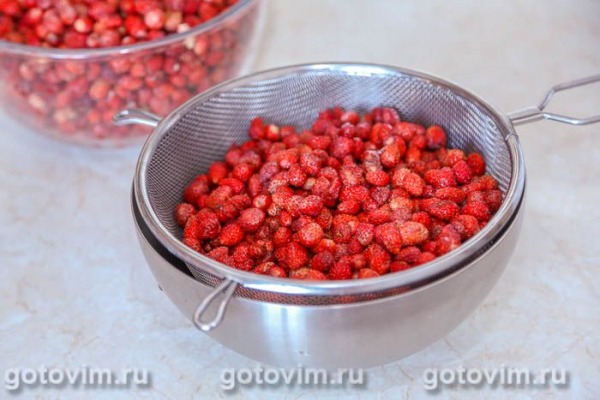 Компот из земляники