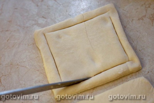 Слойка с творогом и спаржей