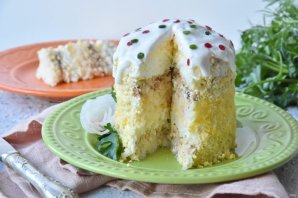 Пасхальный салат с консервированным лососем