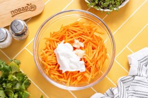 Морковь с майонезом