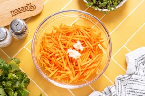 Морковь с майонезом