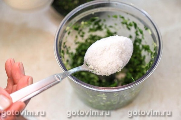 Соль с базиликом и чесноком Соль с базиликом и чесноком