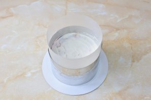 Торт молочная девочка с клубникой Торт молочная девочка с клубникой