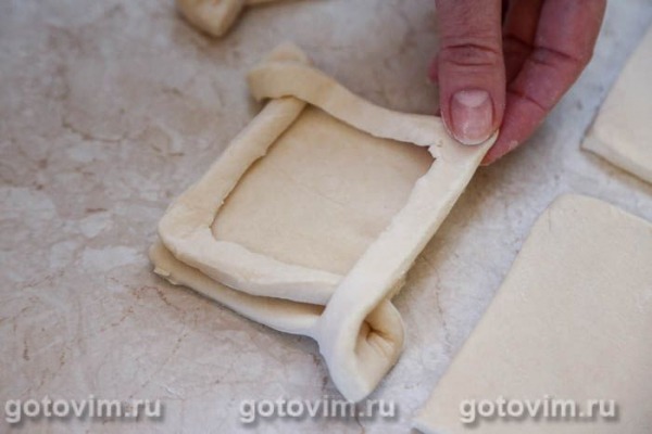 Слойка с творогом и спаржей