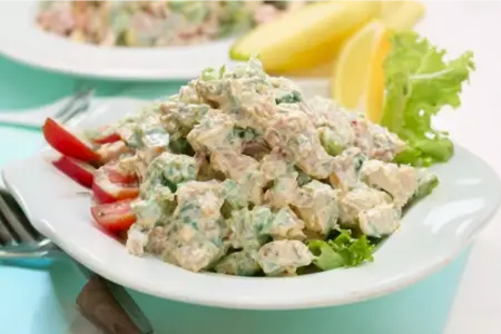Салат с курицей Салат с курицей