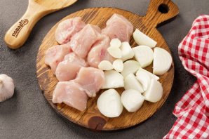 Куриные котлеты с хлебом Куриные котлеты с хлебом