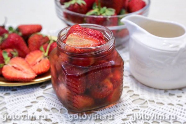 Малосольная клубника Малосольная клубника