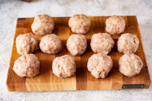 Мясные тефтели с рисом