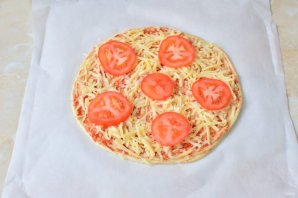 Пицца с копченой колбасой Пицца с копченой колбасой