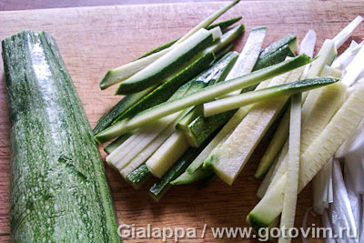 Клафути с овощами и лососем