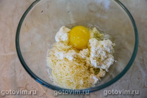 Слойка с творогом и спаржей