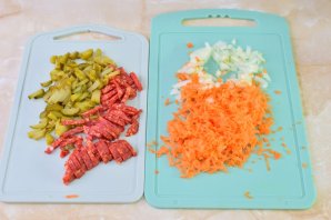 Рассольник с рисом и колбасой Рассольник с рисом и колбасой