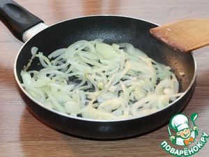 Минтай с зажаркой под соусом Минтай с зажаркой под соусом