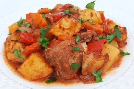 Овощное рагу с мясом в аэрофритюрнице Овощное рагу с мясом в аэрофритюрнице