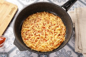 Быстрая пицца на сковороде Быстрая пицца на сковороде