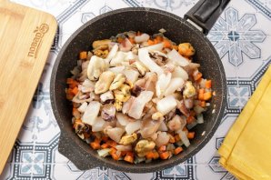 Морепродукты с рисом Морепродукты с рисом