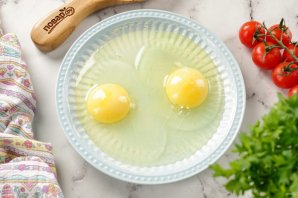 Глазунья в микроволновке Глазунья в микроволновке