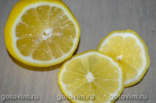 Летний компот из молодых кабачков с лимоном