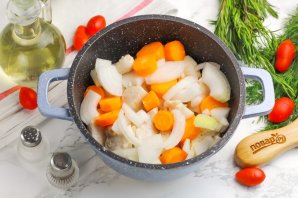Куриная грудка, тушеная с овощами Куриная грудка, тушеная с овощами