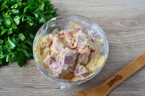 Шашлык с горчицей и майонезом Шашлык с горчицей и майонезом