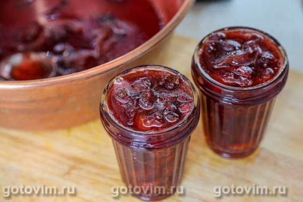 Варенье с клубникой и персиками на агар-агаре Варенье с клубникой и персиками на агар-агаре