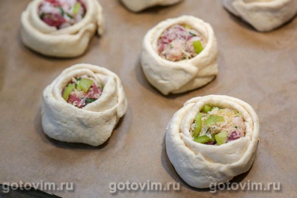 Кныши с рубленым мясом и сыром Кныши с рубленым мясом и сыром