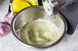 Икра кабачковая через мясорубку Икра кабачковая через мясорубку