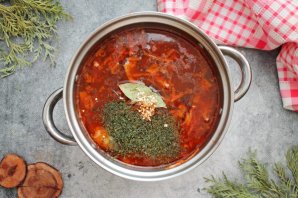 Борщ из сушеных овощей Борщ из сушеных овощей