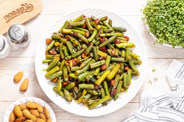 Зеленая фасоль на сковороде post thumbnail image