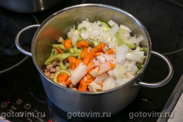 Рагу с мясом и чечевицей Рагу с мясом и чечевицей