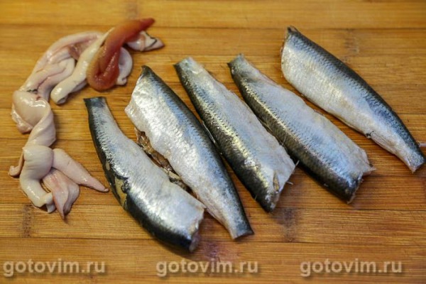Запеканка из беломорской сельди с картофелем Запеканка из беломорской сельди с картофелем