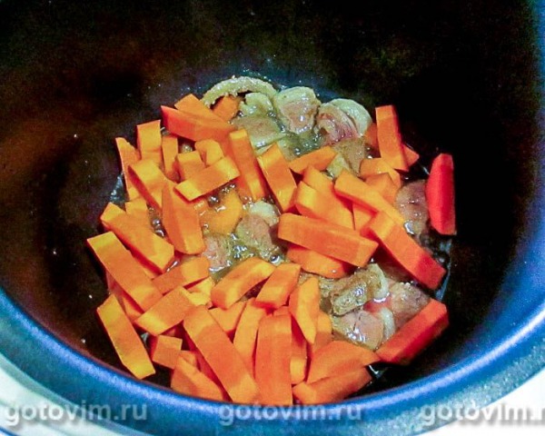 Перловая каша с утиным мясом и зирой в мультиварке Перловая каша с утиным мясом и зирой в мультиварке