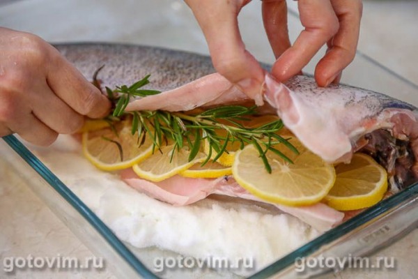 Рыба, запеченная в соли Рыба, запеченная в соли