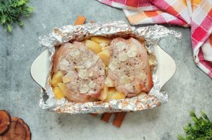 Отбивные с картошкой в духовке Отбивные с картошкой в духовке