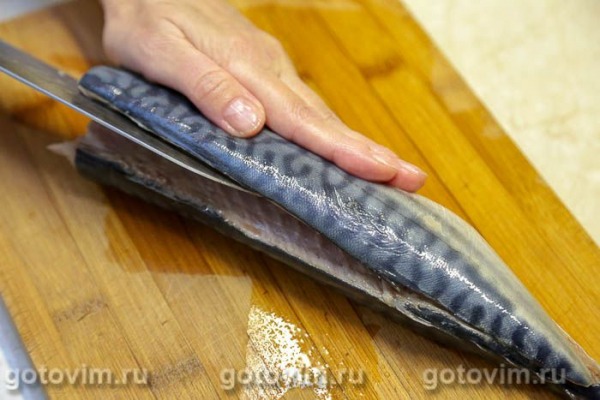 Лодочки пиде с овощами и скумбрией Лодочки пиде с овощами и скумбрией