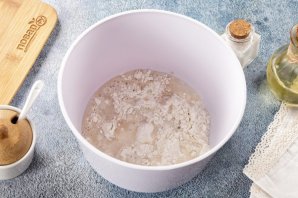 Дрожжевые оладушки на кефире Дрожжевые оладушки на кефире