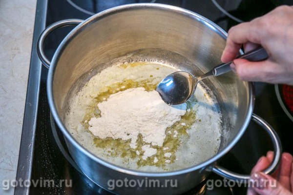Сливочный суп велюте с лисичками Сливочный суп велюте с лисичками