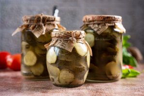 Огурцы в горчичной заливке