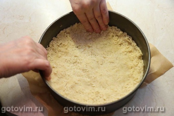Постный тертый пирог с вареньем Постный тертый пирог с вареньем