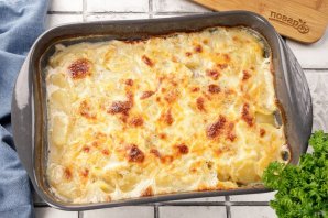 Запеканка с фаршем под соусом Бешамель Запеканка с фаршем под соусом Бешамель