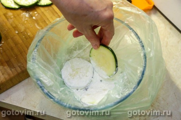 Жареные кабачки в крахмале