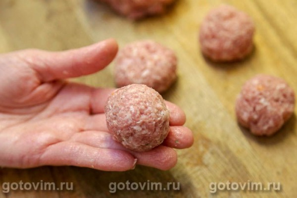 Бургеры с фрикадельками Бургеры с фрикадельками