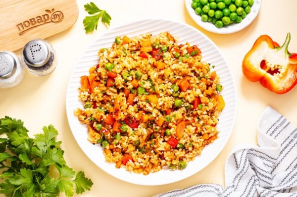 Рис по-тайски с овощами post thumbnail image