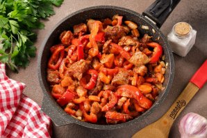 Гуляш с болгарским перцем
