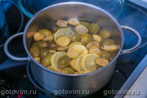 Компот из фейхоа с лимоном