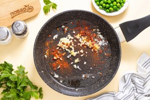 Рис по-тайски с овощами