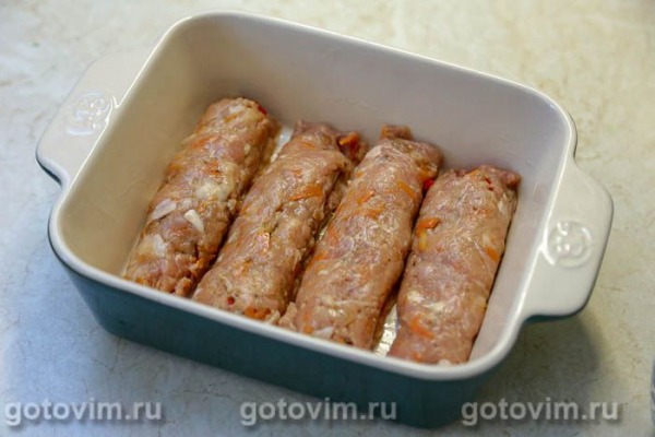 Мясные рулетики из фарша с жареным беконом и перцем Мясные рулетики из фарша с жареным беконом и перцем